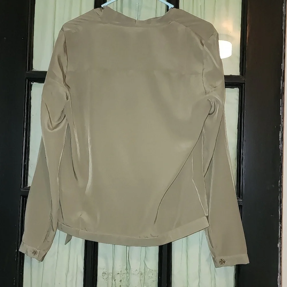 VENUS olive blouse SURPLICE top SIZE small - Picture 6 of 15